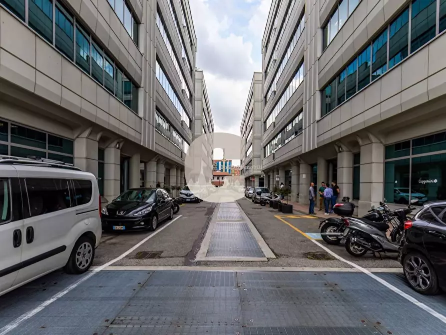 Immagine 28 di Ufficio in vendita  in del Drosso a Torino