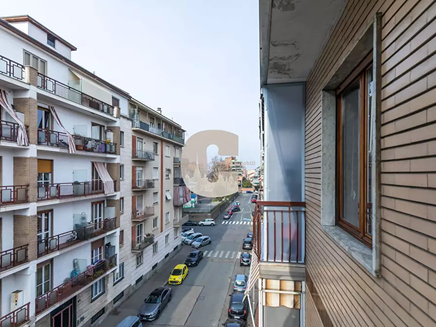 Immagine 23 di Appartamento in vendita  in Colonna Vittoria a Torino