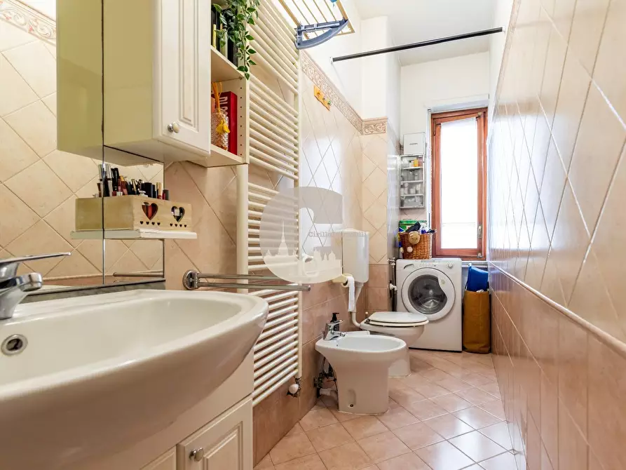 Immagine 24 di Appartamento in vendita  in Colonna Vittoria a Torino
