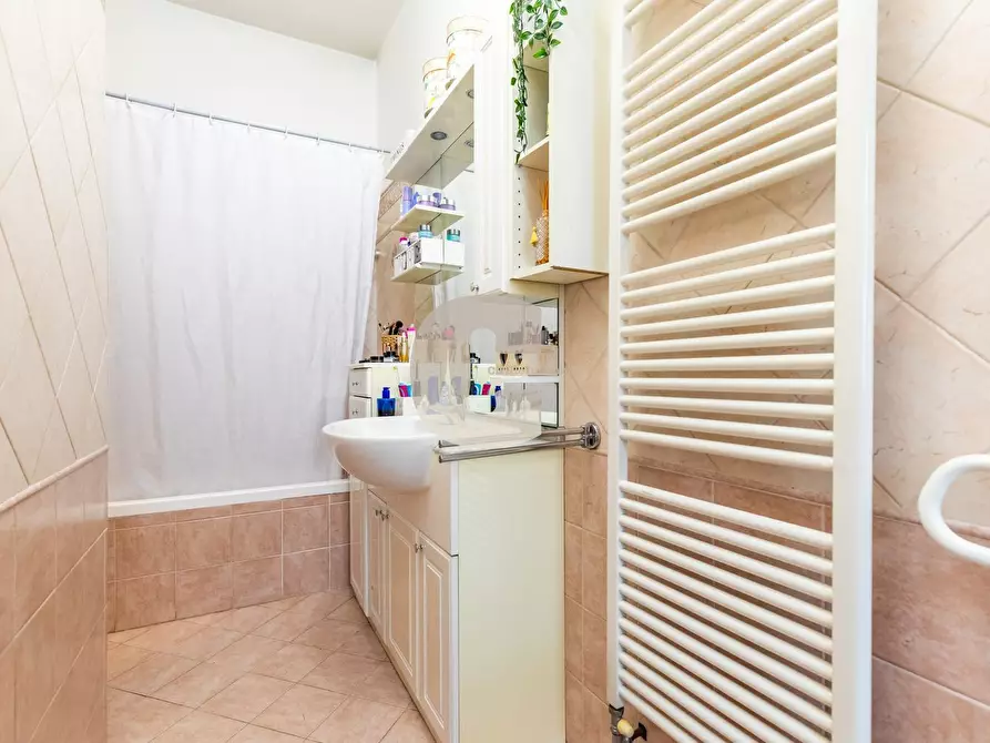 Immagine 26 di Appartamento in vendita  in Colonna Vittoria a Torino