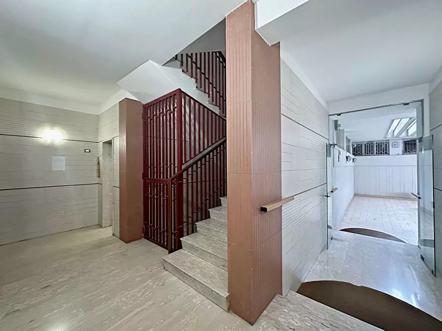 Immagine 6 di Appartamento in vendita  in alcide de gasperi a Foggia