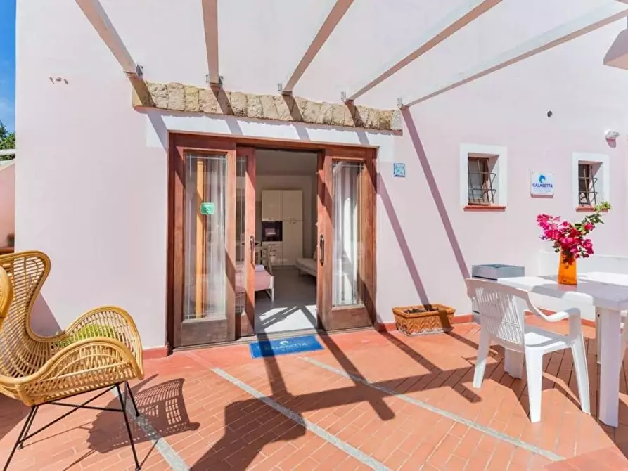 Immagine 4 di Appartamento in vendita  in delle Rondini a Calasetta