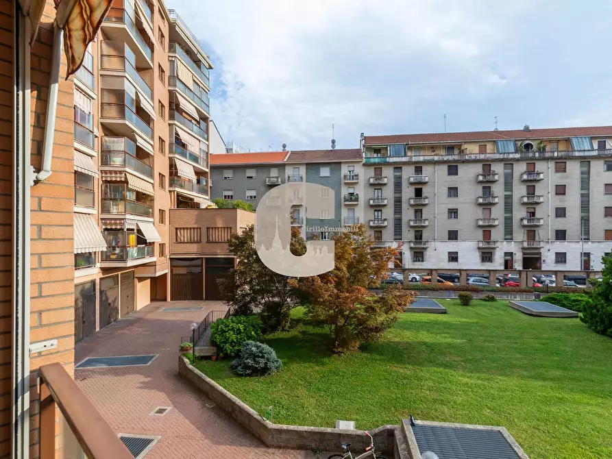 Immagine 27 di Appartamento in vendita  in Belgio a Torino