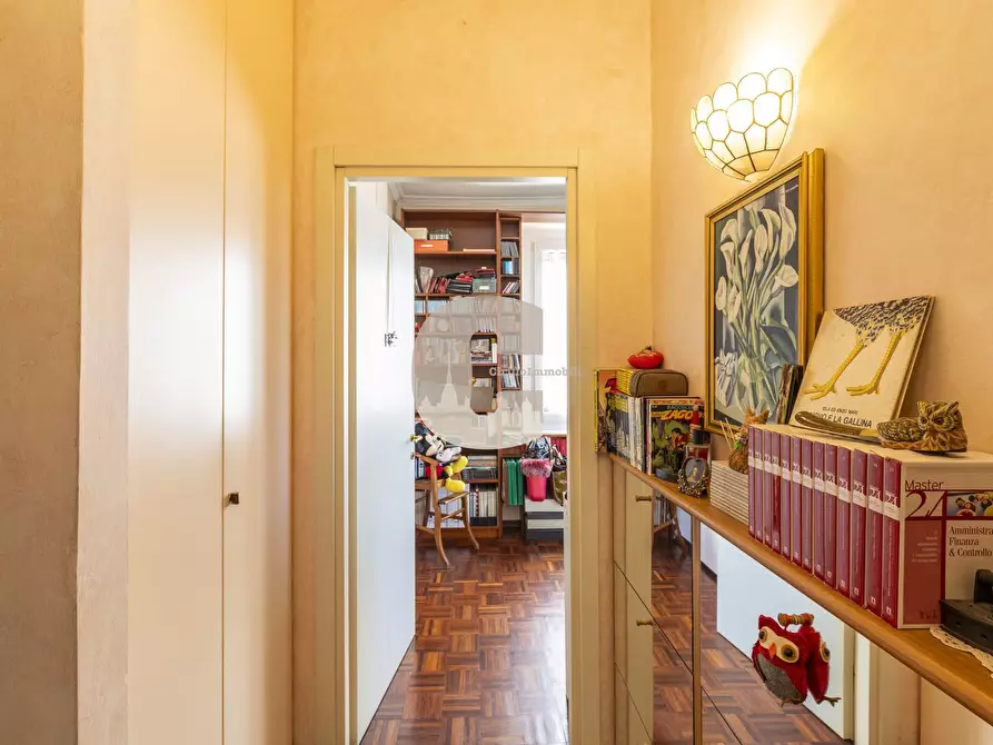 Immagine 22 di Appartamento in vendita  in lungo po alessandro antonelli a Torino