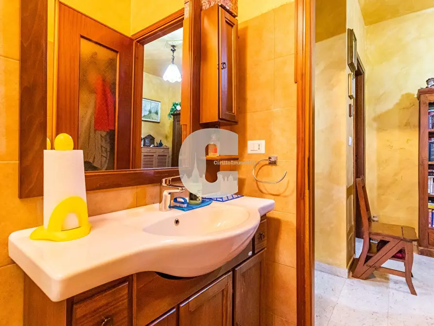 Immagine 23 di Appartamento in vendita  in basso a Chivasso