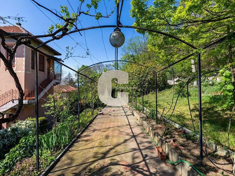Immagine 6 di Villa in vendita  in Moncalieri a Torino