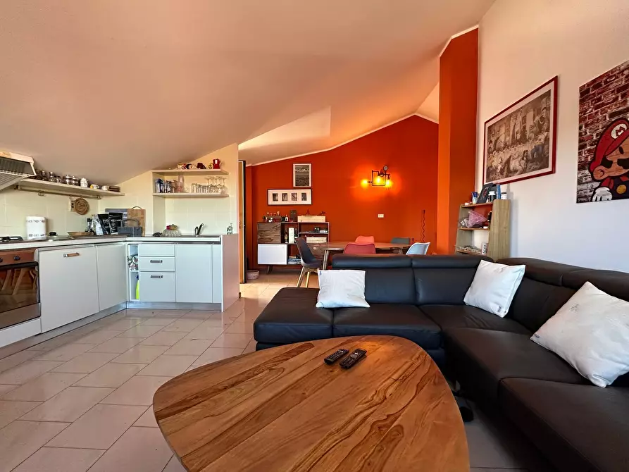 Immagine 7 di Appartamento in vendita  in maina a La Loggia