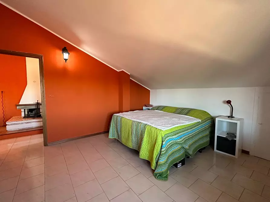 Immagine 12 di Appartamento in vendita  in maina a La Loggia