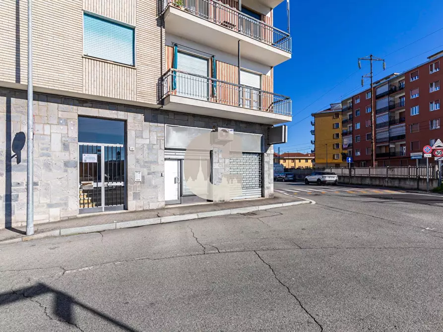 Immagine 4 di Locale commerciale in vendita  in vittorio veneto a Nichelino