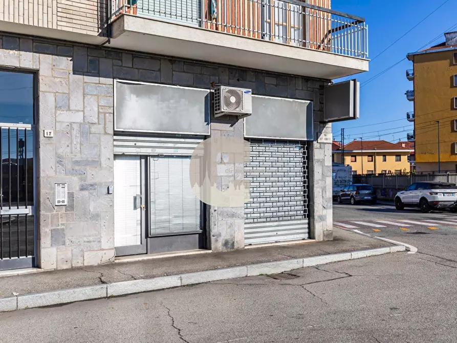 Immagine 5 di Locale commerciale in vendita  in vittorio veneto a Nichelino