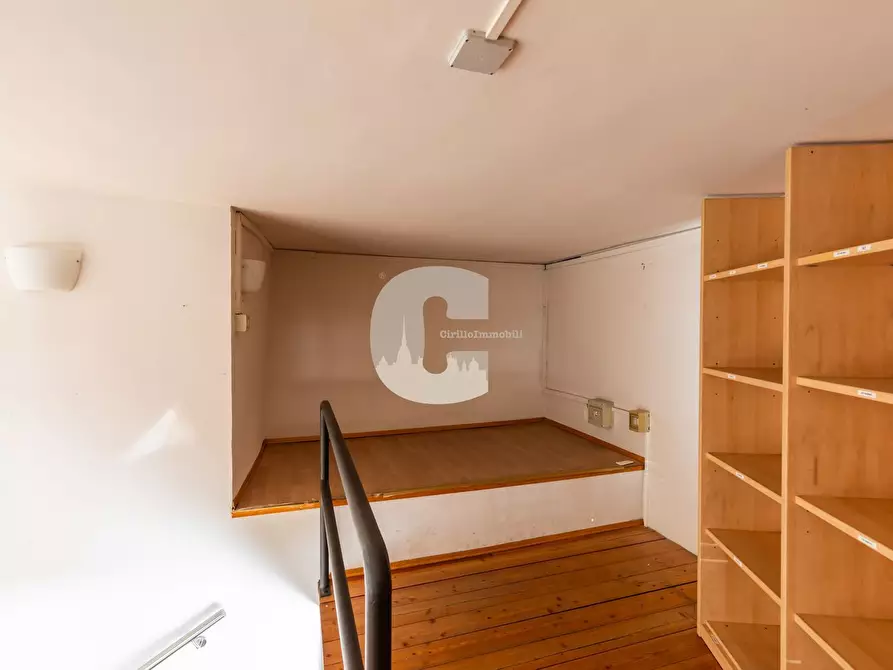 Immagine 15 di Locale commerciale in vendita  in vittorio veneto a Nichelino