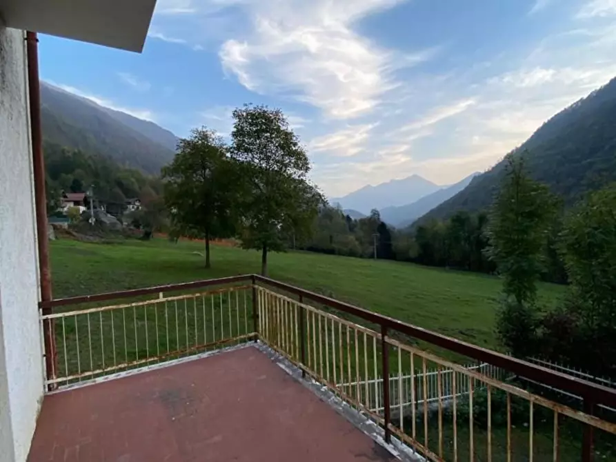 Immagine 3 di Appartamento in vendita  in torino a Cantoira