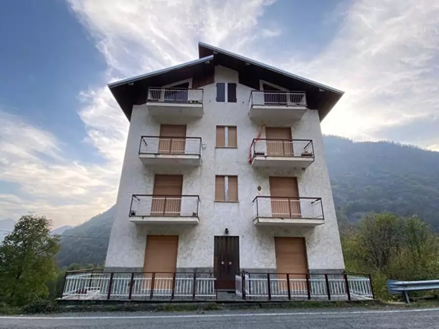 Immagine 23 di Appartamento in vendita  in torino a Cantoira