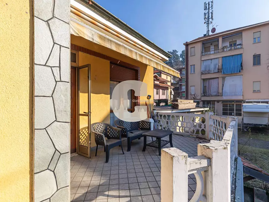 Immagine 5 di Villa in vendita  in Sesia a San Mauro Torinese