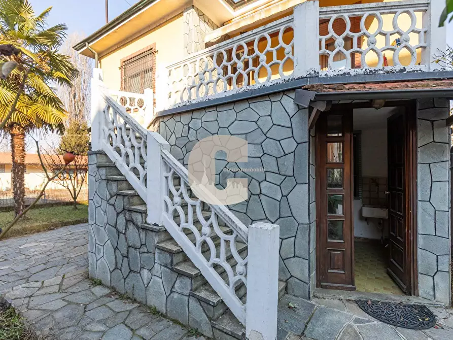 Immagine 8 di Villa in vendita  in Sesia a San Mauro Torinese