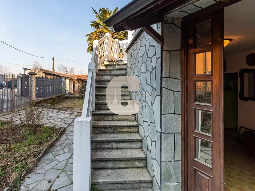 Immagine 14 di Villa in vendita  in Sesia a San Mauro Torinese