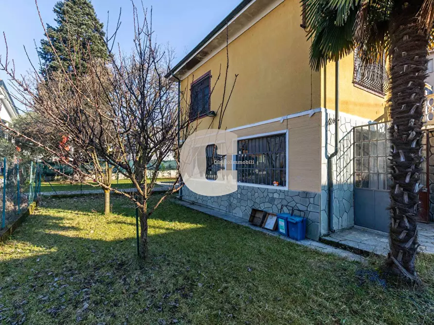 Immagine 23 di Villa in vendita  in Sesia a San Mauro Torinese