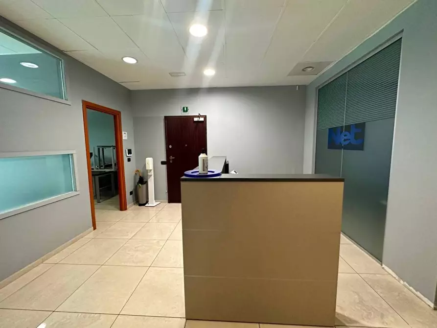 Immagine 9 di Ufficio in vendita  in Ippolito Nievo a Torino
