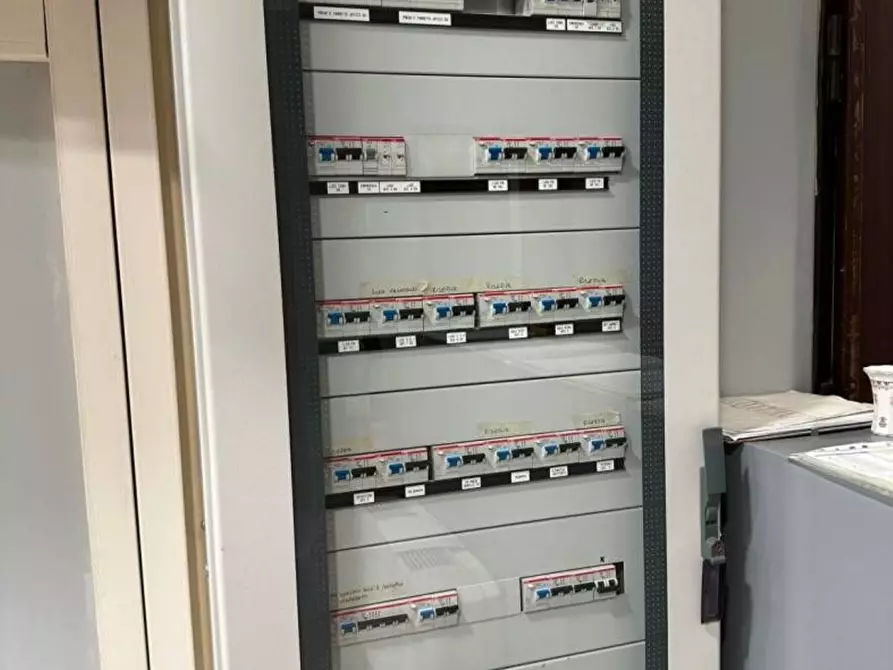 Immagine 16 di Ufficio in vendita  in Ippolito Nievo a Torino