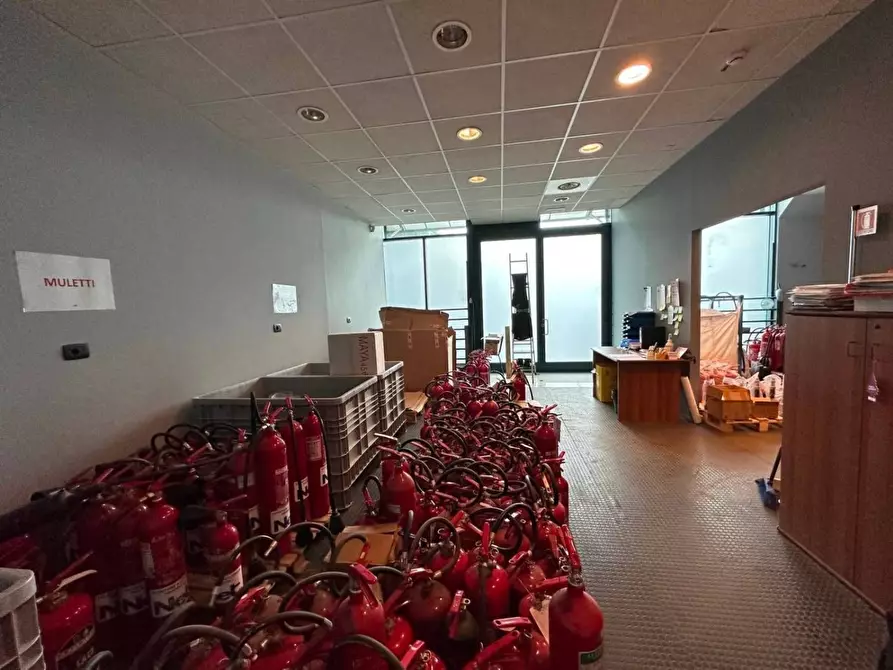 Immagine 17 di Ufficio in vendita  in Ippolito Nievo a Torino