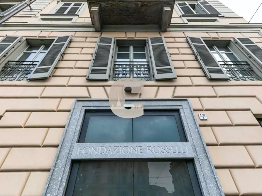 Immagine 1 di Palazzo in affitto  in Giulio Cesare a Torino