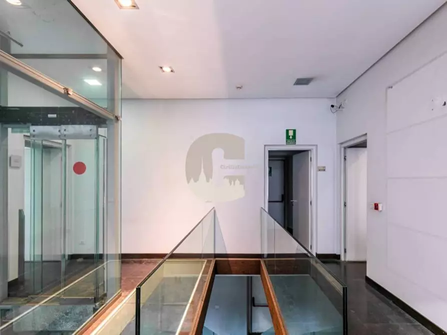 Immagine 11 di Palazzo in affitto  in Giulio Cesare a Torino