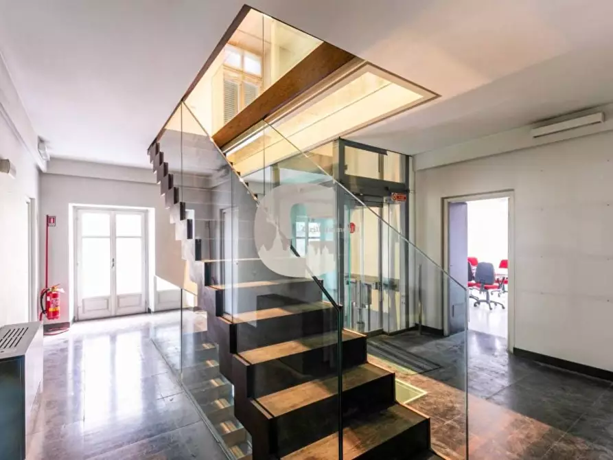 Immagine 21 di Palazzo in affitto  in Giulio Cesare a Torino