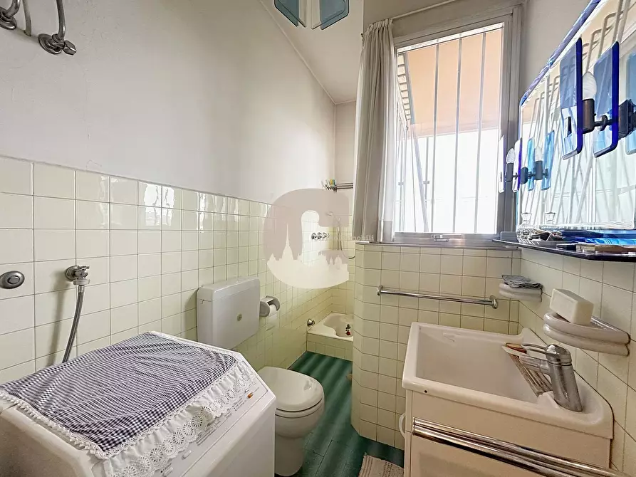 Immagine 11 di Appartamento in vendita  in re umberto a Torino