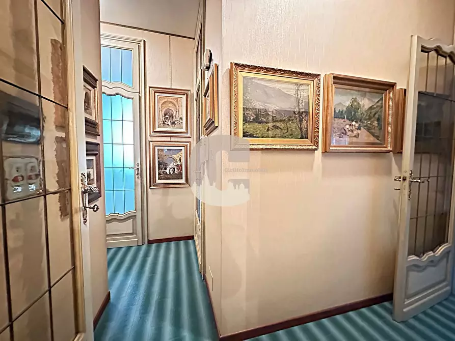 Immagine 10 di Appartamento in vendita  in re umberto a Torino