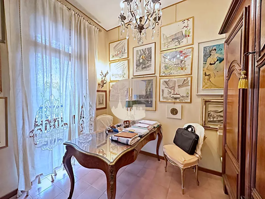 Immagine 12 di Appartamento in vendita  in re umberto a Torino