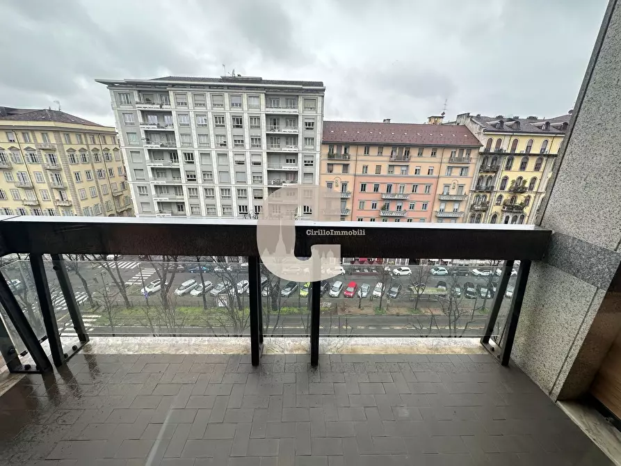 Immagine 14 di Appartamento in vendita  in re umberto a Torino