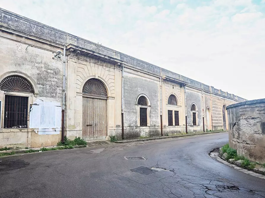 Immagine 19 di Villa in vendita  in F. Ferruccio a Squinzano