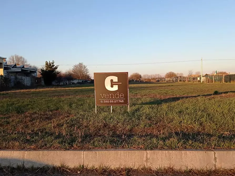 Immagine 2 di Terreno agricolo in vendita  in del gerbido a Grugliasco
