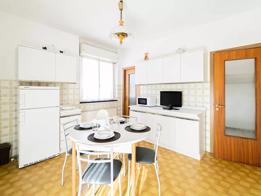 Immagine 17 di Appartamento in vendita  in Via Caboto a Sestri Levante