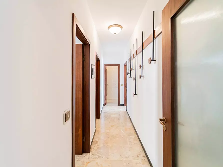 Immagine 19 di Appartamento in vendita  in Via Caboto a Sestri Levante