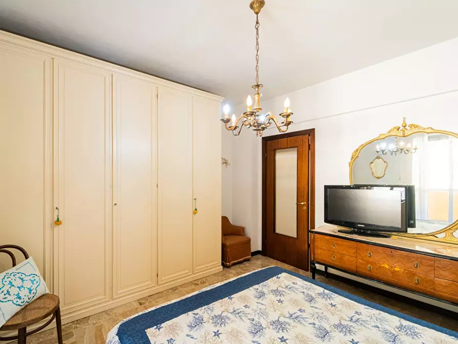 Immagine 22 di Appartamento in vendita  in Via Caboto a Sestri Levante