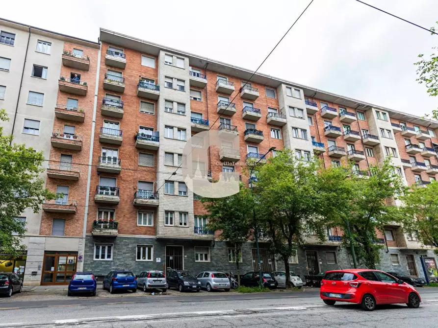 Immagine 2 di Appartamento in vendita  in corso Belgio a Torino