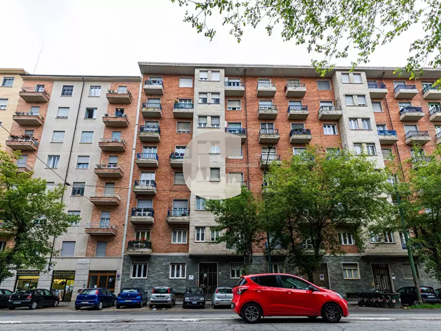 Immagine 3 di Appartamento in vendita  in corso Belgio a Torino