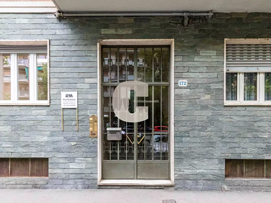 Immagine 5 di Appartamento in vendita  in corso Belgio a Torino