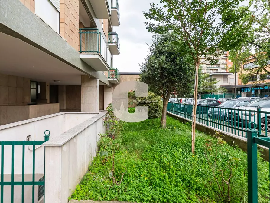 Immagine 12 di Appartamento in vendita  in via luigi ambrosini a Torino