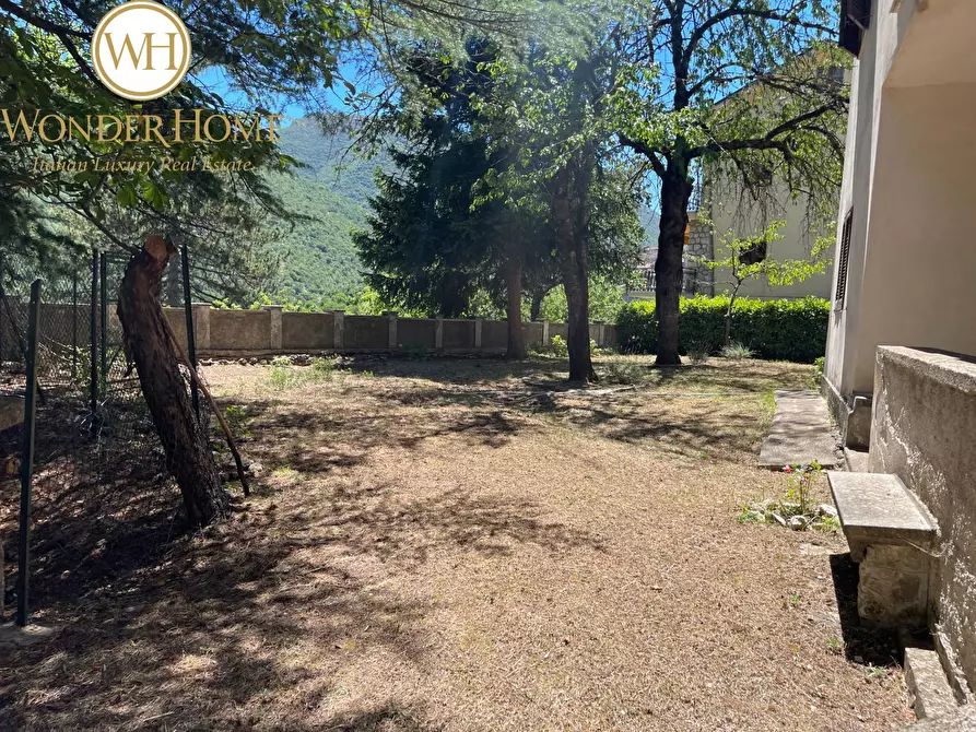 Immagine 20 di Casa indipendente in vendita  in della pineta a Scanno