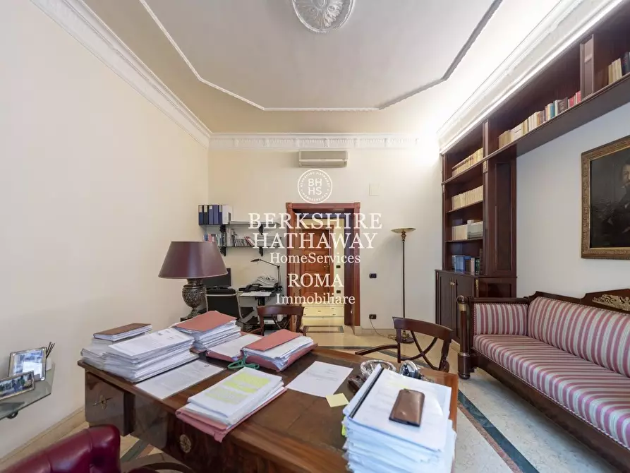 Immagine 30 di Appartamento in vendita  in Chiana a Roma