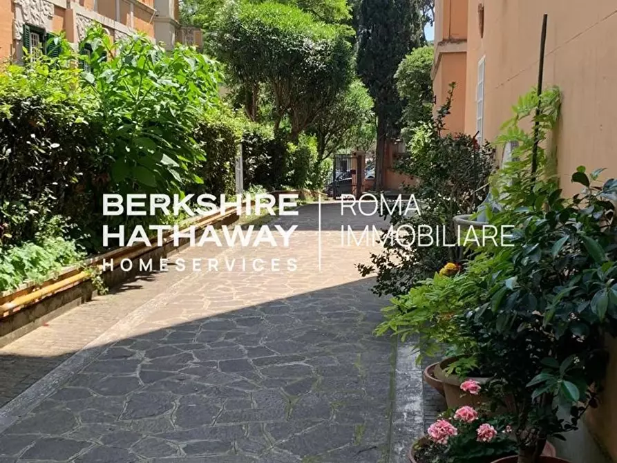 Immagine 21 di Appartamento in affitto  in Tommaso Salvini a Roma