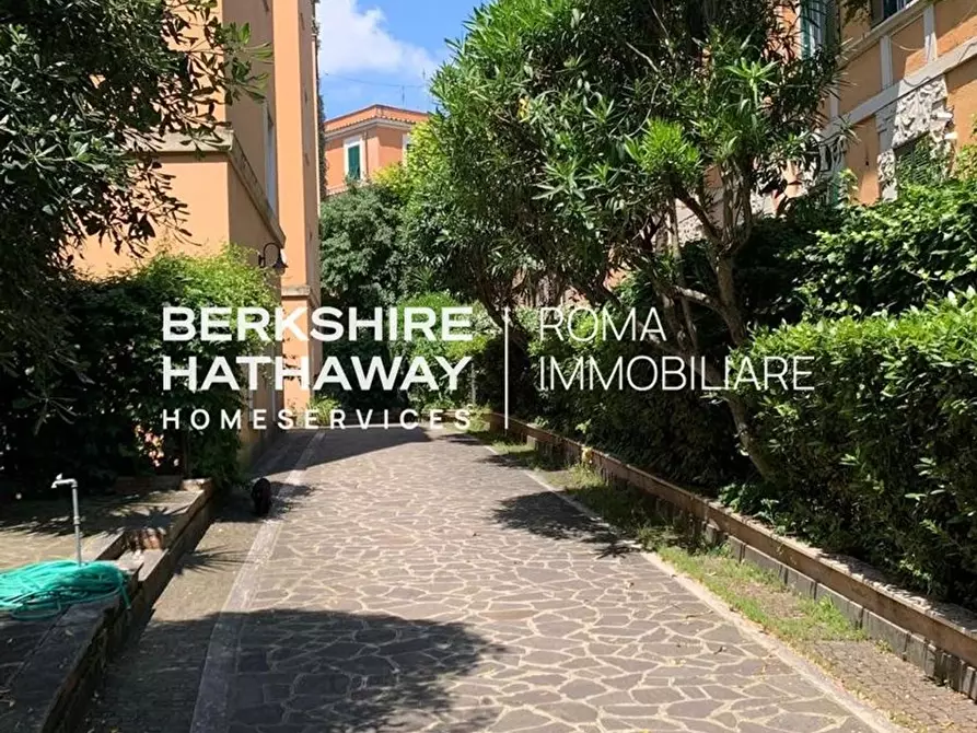 Immagine 22 di Appartamento in affitto  in Tommaso Salvini a Roma