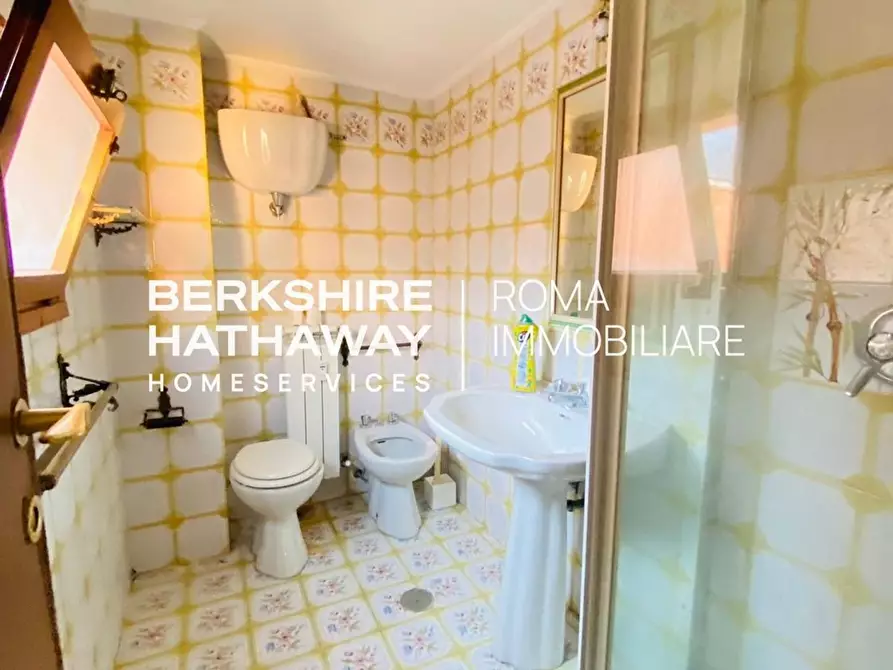 Immagine 26 di Attico in vendita  in delle Sette Chiese a Roma