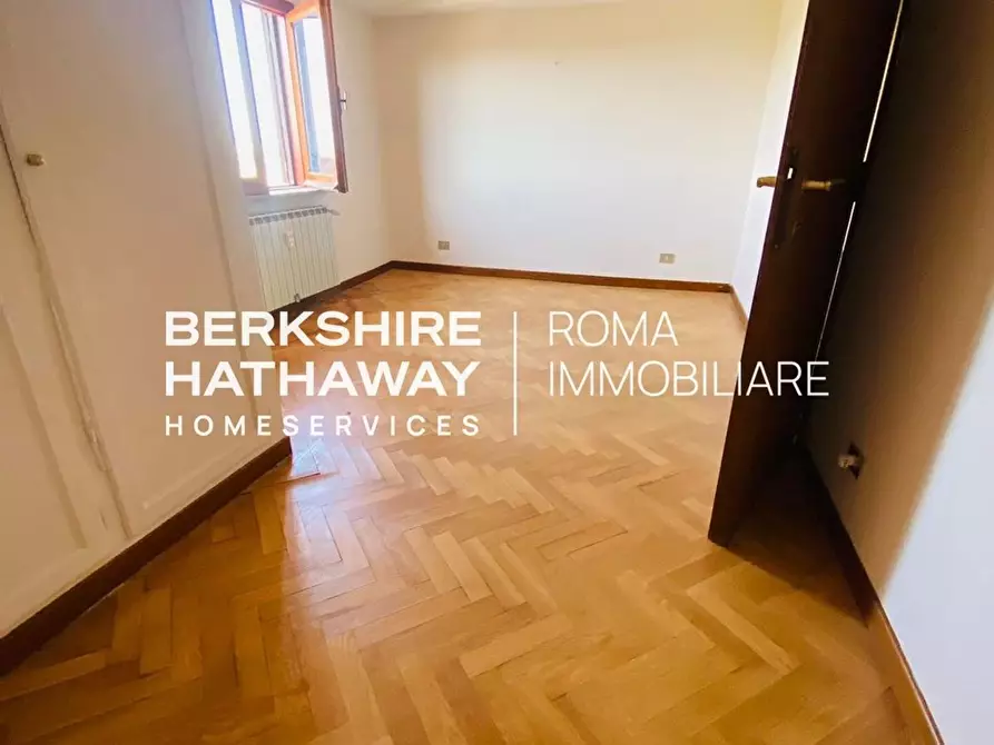 Immagine 28 di Attico in vendita  in delle Sette Chiese a Roma