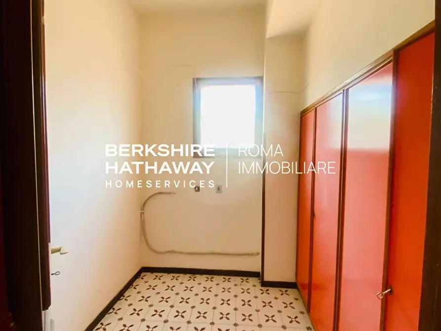 Immagine 18 di Attico in vendita  in delle Sette Chiese a Roma