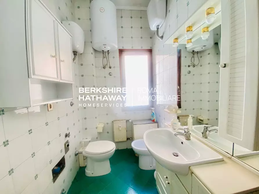 Immagine 19 di Attico in vendita  in delle Sette Chiese a Roma