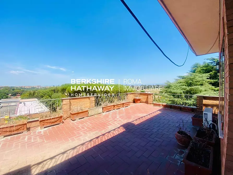 Immagine 30 di Attico in vendita  in delle Sette Chiese a Roma