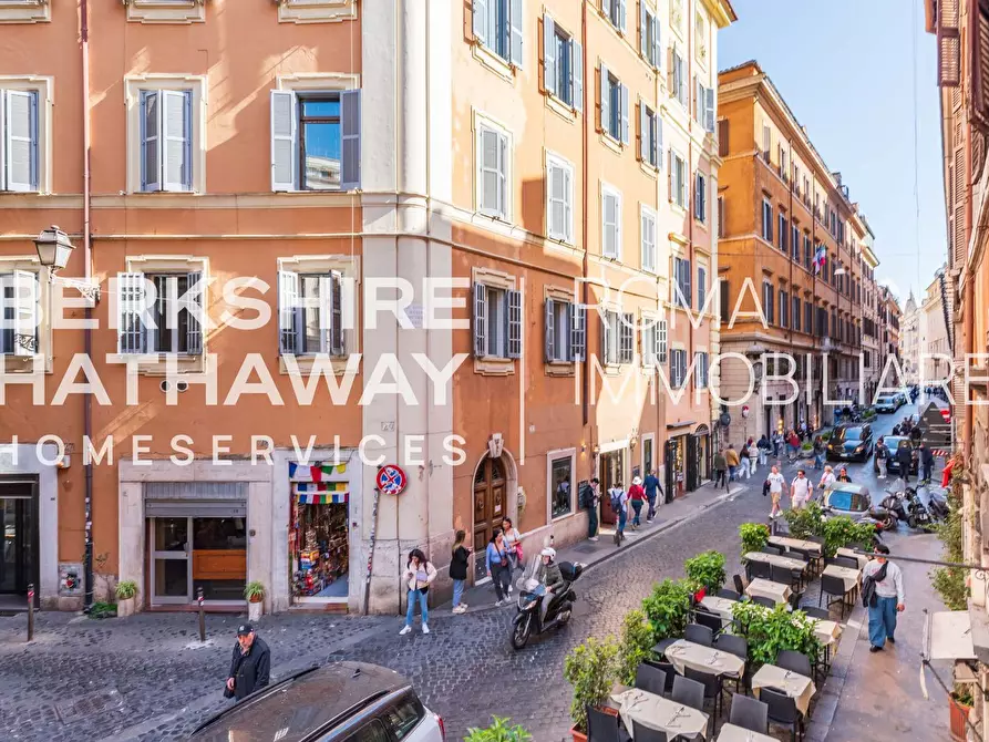 Immagine 6 di Multiproprietà in vendita  in della Scrofa a Roma